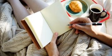 Mindful Journaling: Your Guide to Self-Discovery & Healing - Cover Image